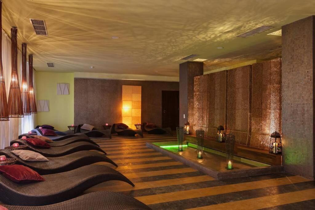 Barcelo Royal Beach - Prestige Apartments Sunny Beach Esterno foto